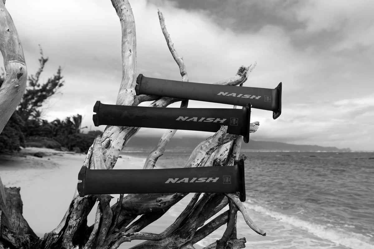 Naish Carbon HM Mast 2026 — Foilmast
