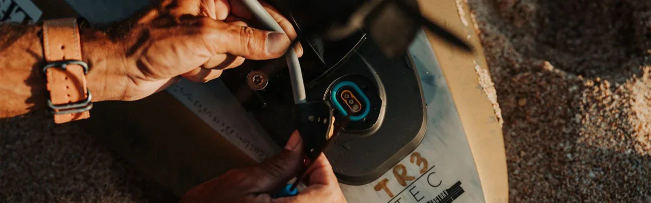 Foil Drive Assist MAX: Din billett til uendelige bølger - Surf1